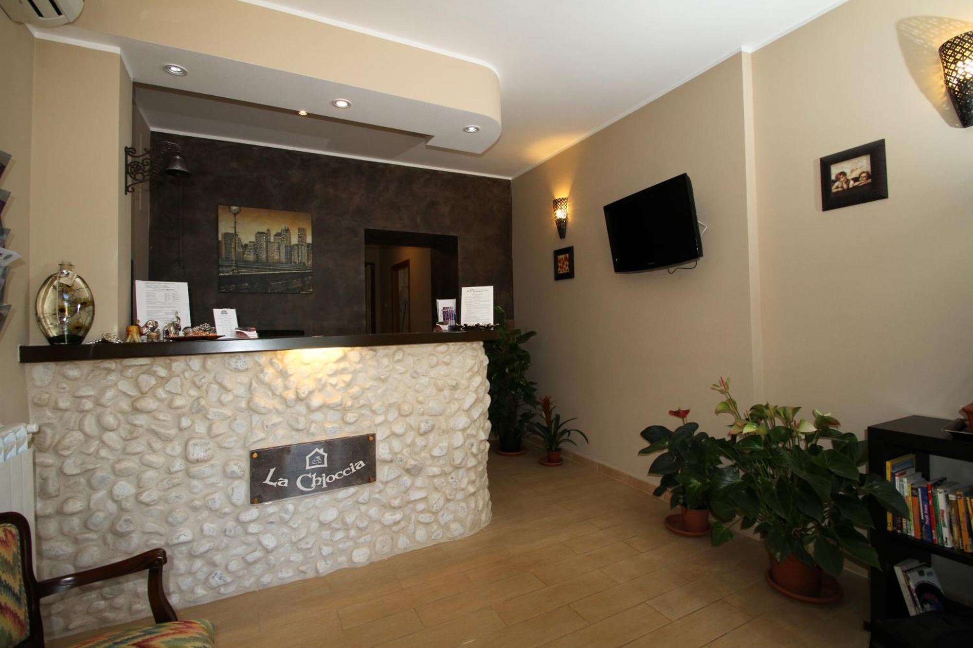 Hotel La Chioccia à Valmontone Extérieur photo